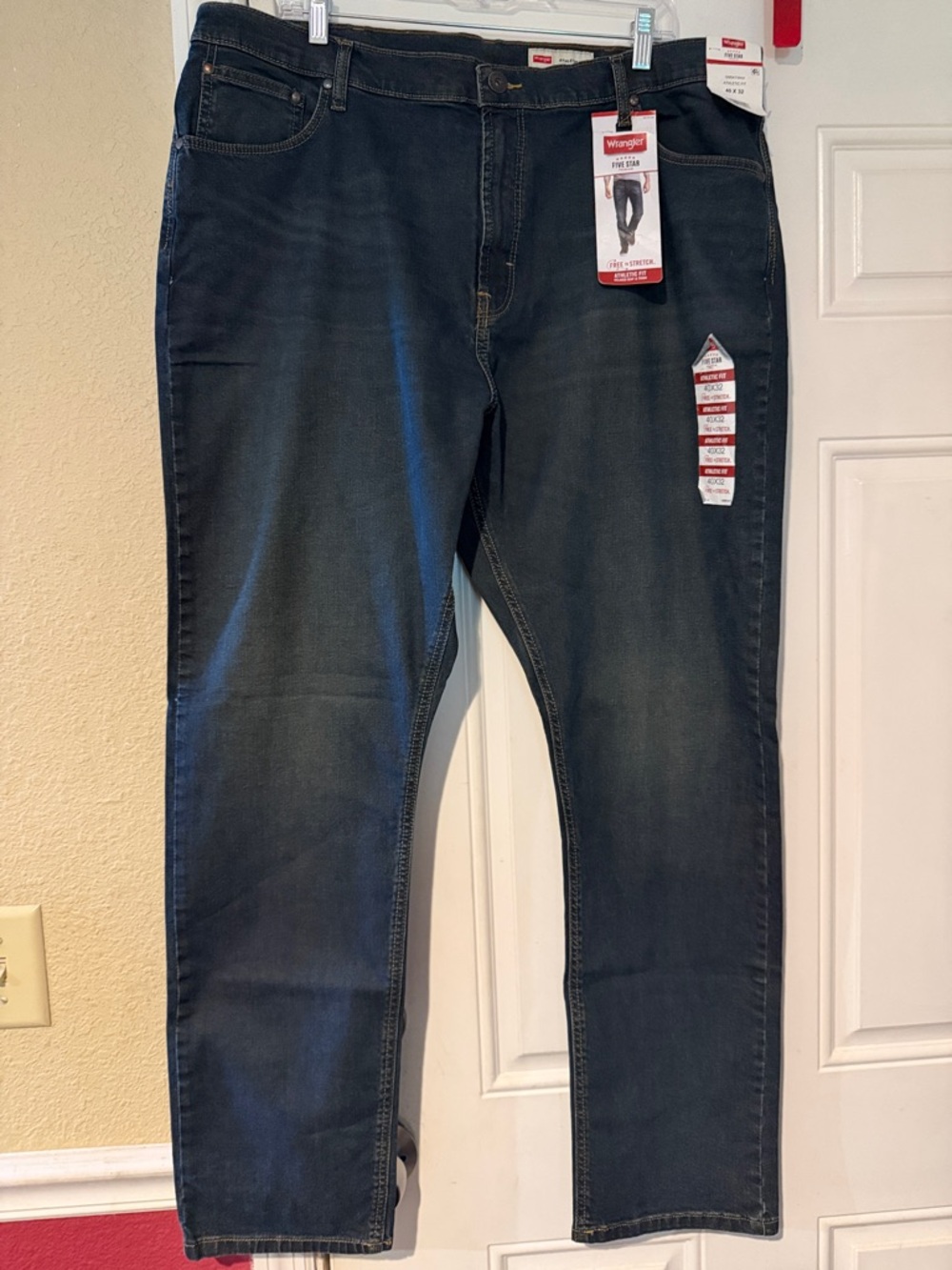 Wrangler Dark Wash Straight Leg Stretch Jeans